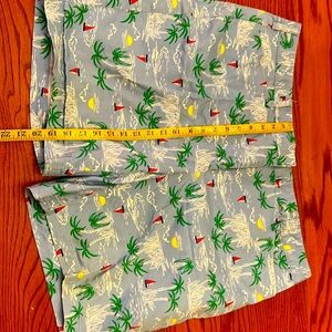 Women’s lands end shorts 20w mid rise